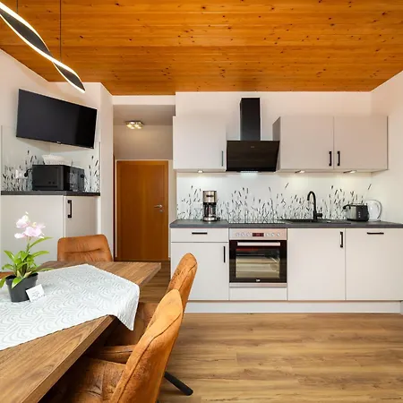 Апартаменты Annas - Флахау